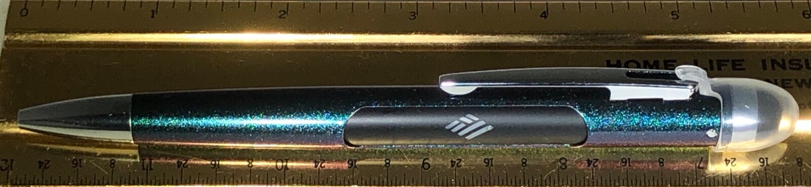 BANK OF AMERICA BLUE SPARKLE BALL POINT PEN B OF A FLAG SCAPE LOGO LIGHTS UP