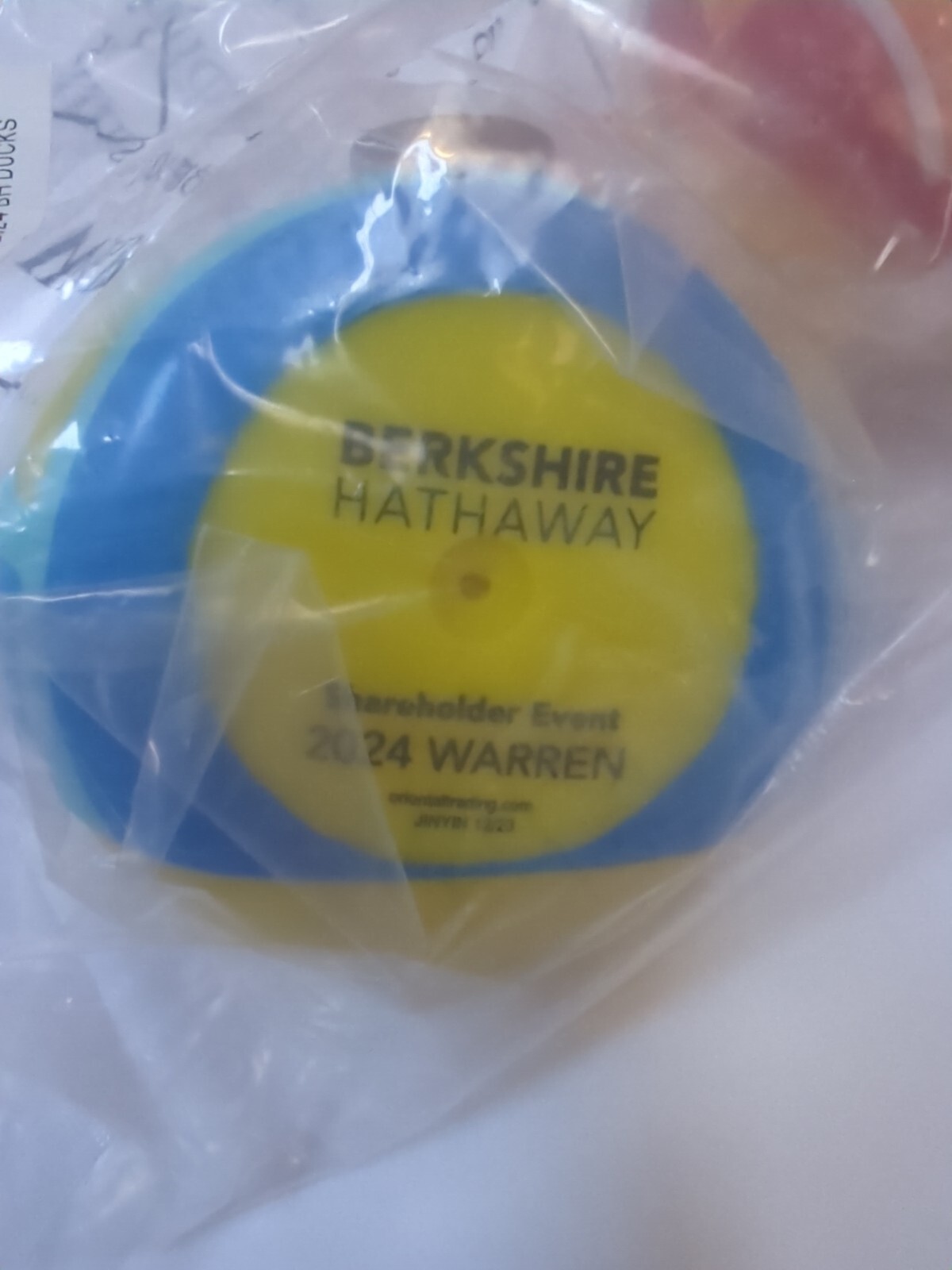 NEW! Berkshire Hathaway 2024 Rubber Ducks Warren Buffett Charlie Munger – Sealed