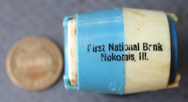 1950s Nokomis Illinois First National Bank Barrel shaped car token coin holder –