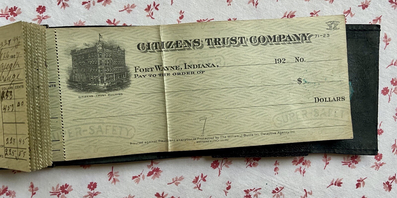 Vintage 1920s Citizens Trust Co., Fort Wayne, Ind. Black Leather Check Book