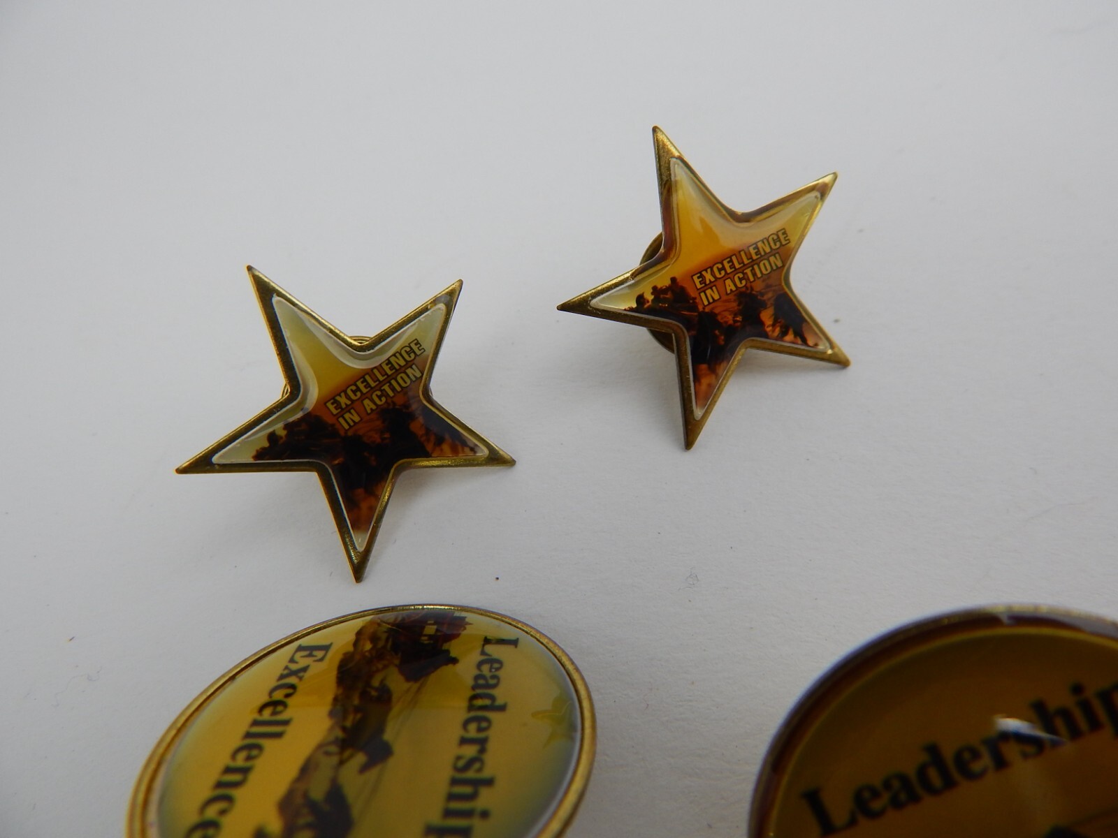 Lot of 4 Vtg Wells Fargo Logo Pin Star Leadership Excellence in Action