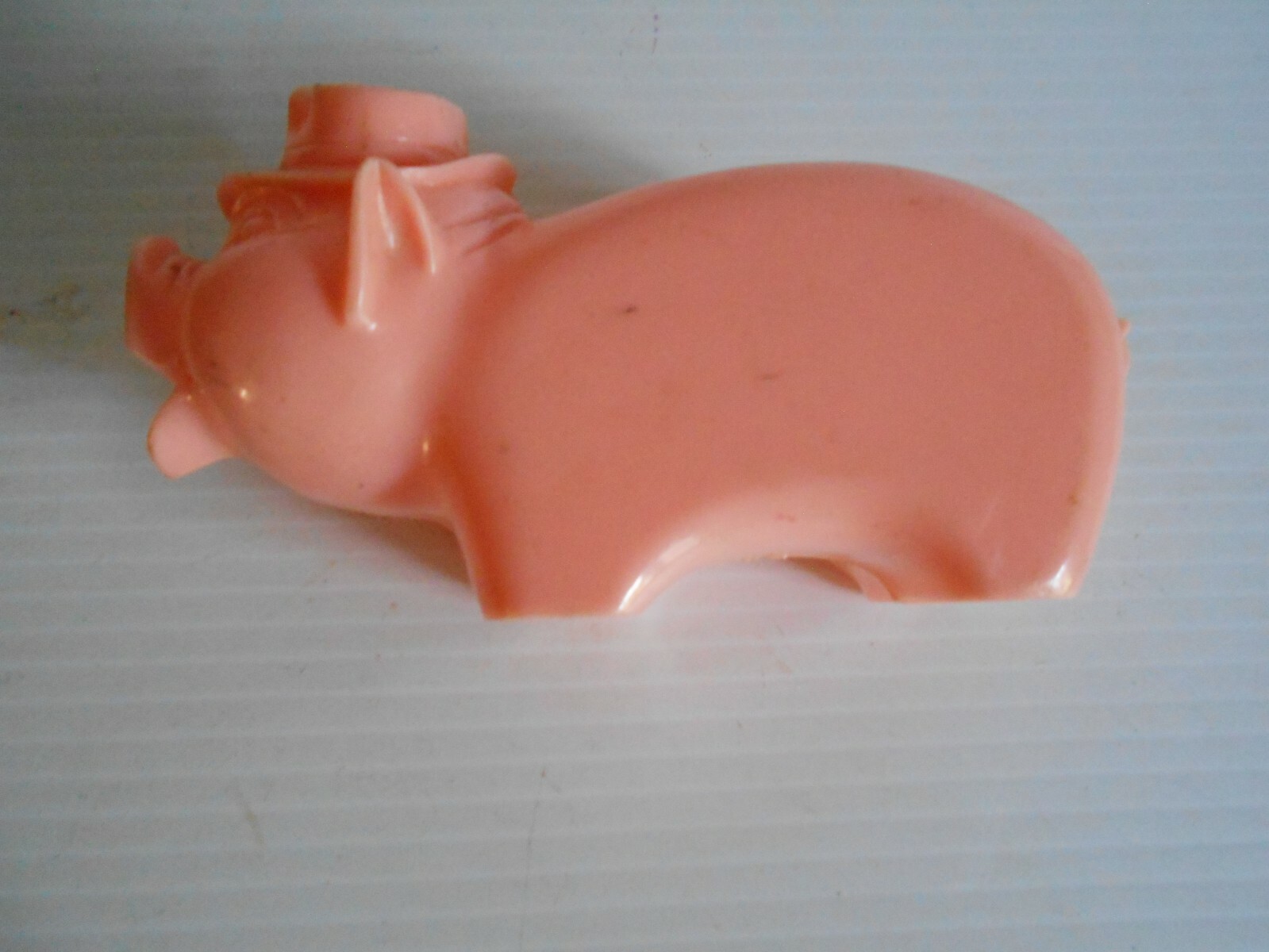 SMALL PLASTIC ADVERTISING PIG – WORKINGMENS FEDERAL SAVINGS & LOAN ASSOCIATION