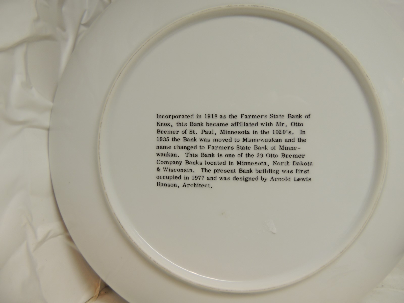 FARMER’S STATE BANK OF MUNITH, MINNESOTA PLATE SOUVENIR – DATED 1977