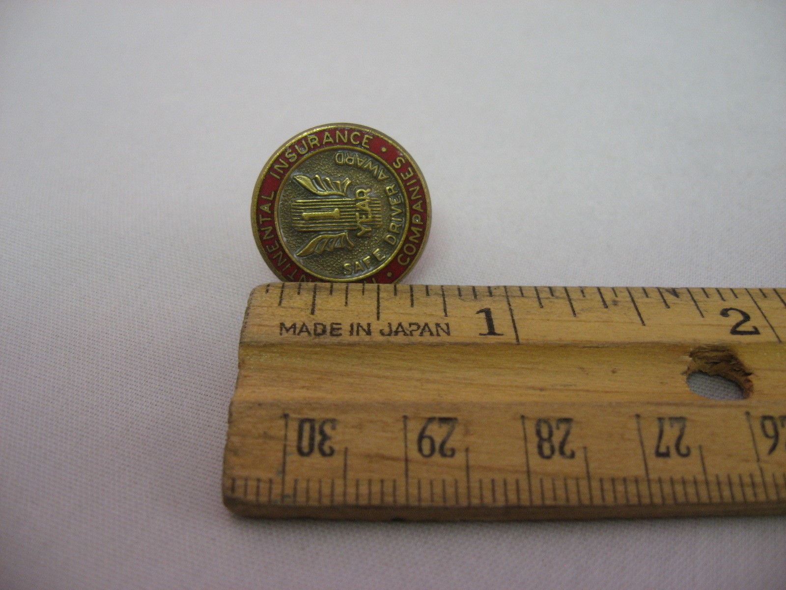 The Continental Insurance Companies 1 Year Safe Driver Award Pin Pinback Award